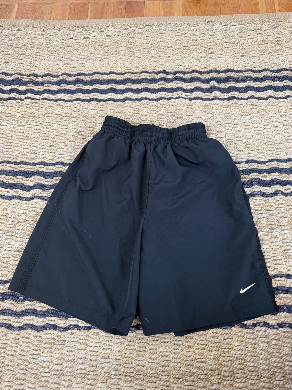 Nike Boys Black Athletic Shorts, Size XL